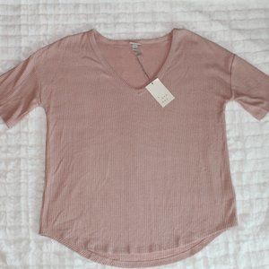 A New Day T-Shirt ✨5 for 25✨